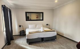 Comfort Inn Centrepoint Motel